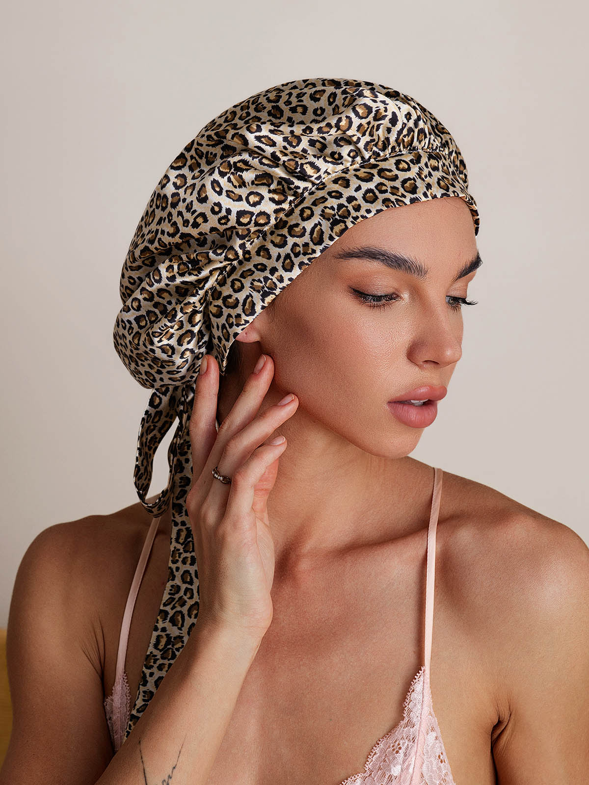 Women's Mulberry Silk Bonnet with Long Ribbons